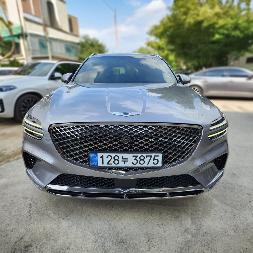 2023 Genesis GV70 2.5T gasoline AWD