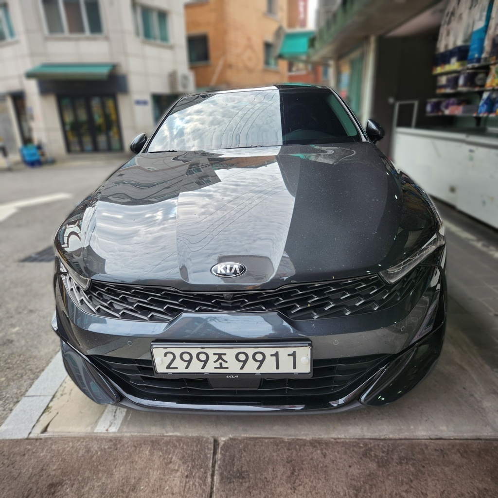 2020 Kia K5 3 Generation 1.6 TURBO Signature — photograph 1 of 1
