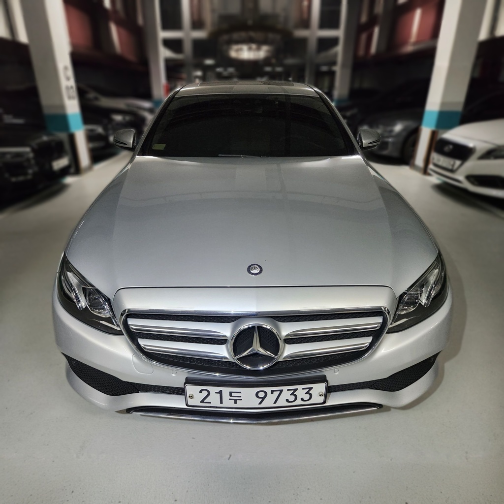 2017 Mercedes-Benz E220d AVANTGARDE