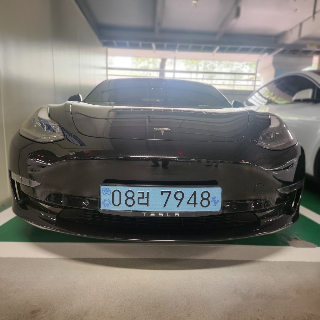 2022 Tesla MODEL 3 Long Range Re-Refresh — photograph 1 of 1