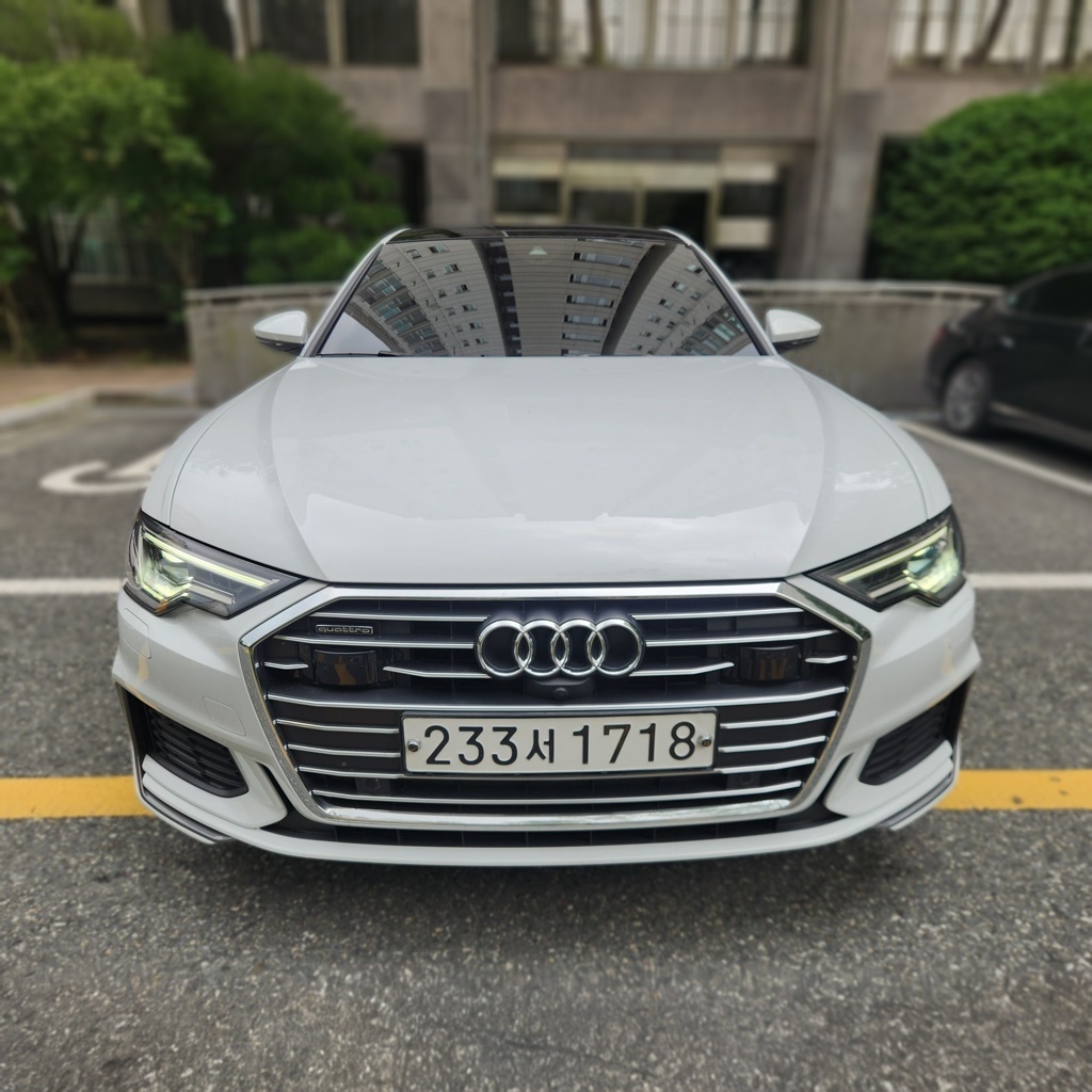 Audi A6 (C8)