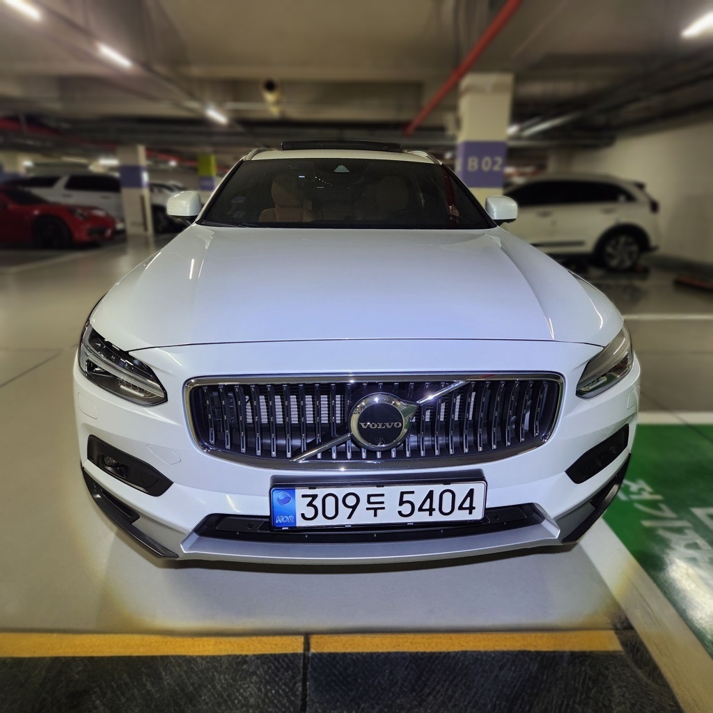 2021 B5 PRO AWD