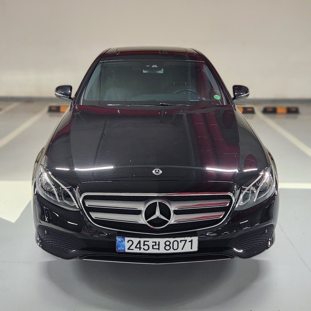 2018 Mercedes-Benz E200 AVANTGARDE