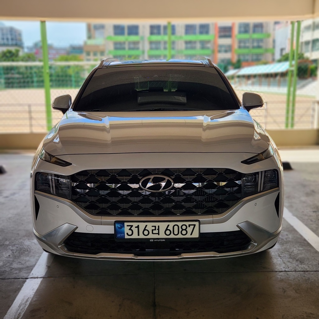 2021 Hyundai The New SANTA FE DIESEL 2.2 2WD Calligraphy — photograph 1 of 1