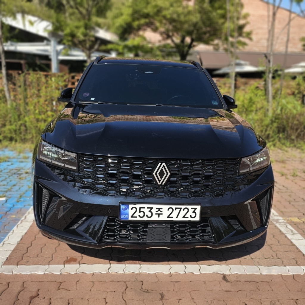 2025 Renault Korea (Samsung) Grand Koleos 1.5 E-TECH Hybrid 2WD Iconic — photograph 1 of 1