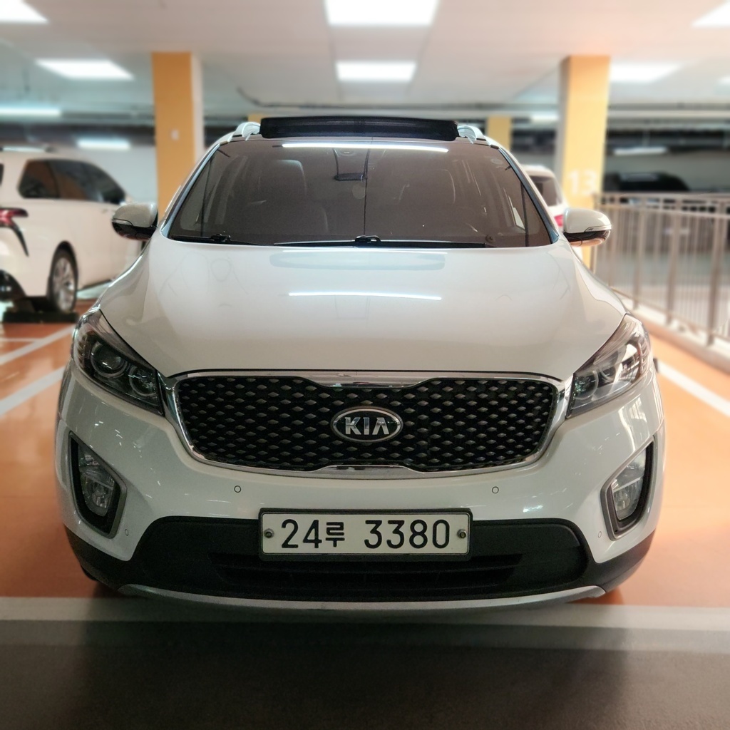 2015 Kia All New SORENTO DIESEL 2.0 2WD NOBLESSE SPECIAL (5 Seater) — Korean import available from KcarDeals