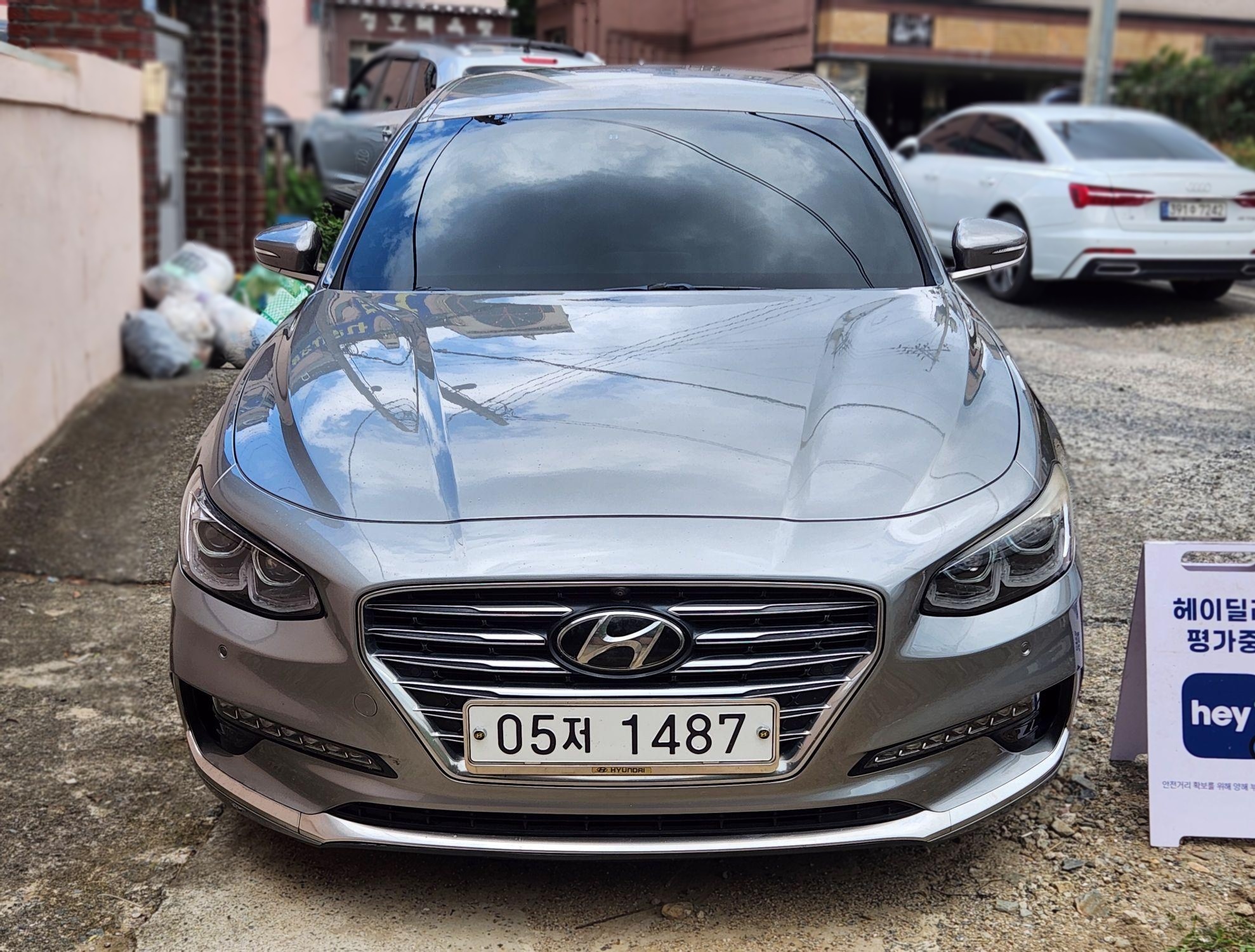 2018 Hyundai GRANDEUR IG 3.0 EXCLUSIVE SPECIAL — Korean import available from KcarDeals