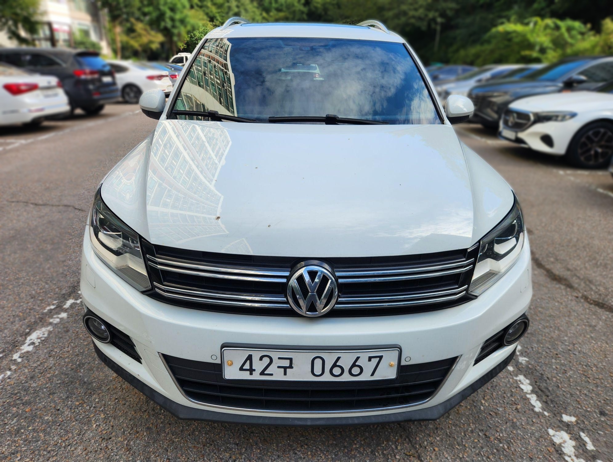 2016 Volkswagen New TIGUAN 2.0 TDI Premium 5N — Korean import available from KcarDeals