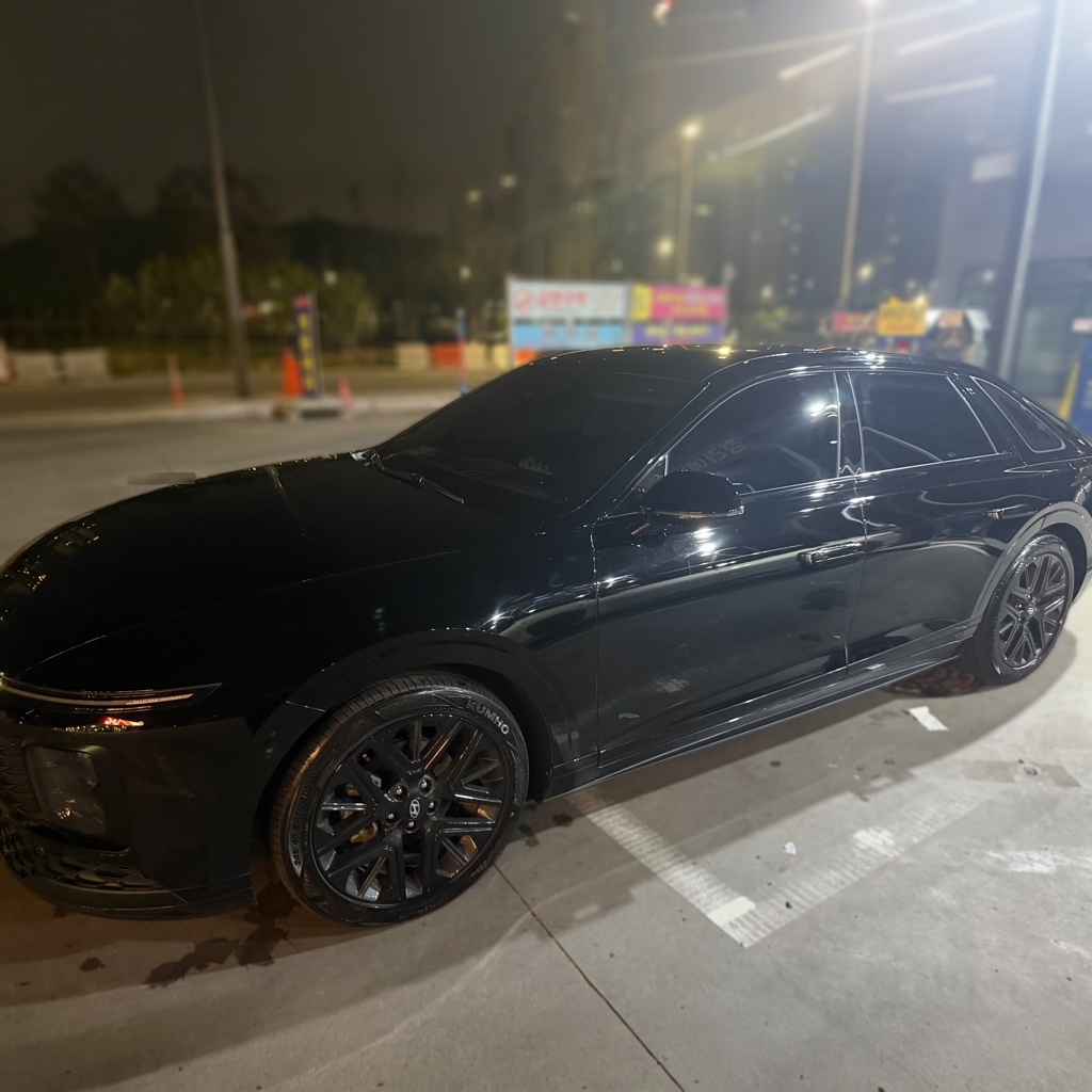 2023 Hyundai The All New Grandeur Hybrid (GN7) PREMIUM CHOICE — photograph 1 of 1
