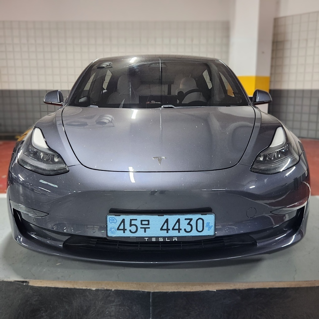 2021 Tesla MODEL 3 Long Range Re-Refresh — photograph 1 of 1