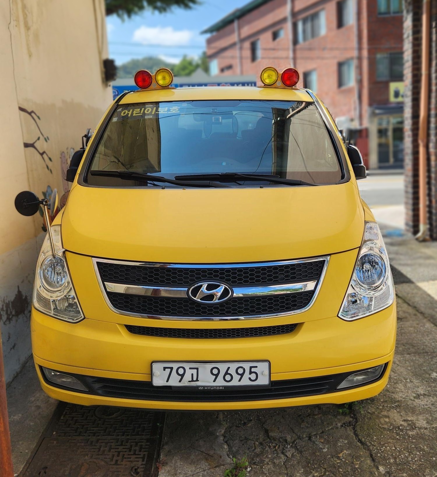 Hyundai Grand Starex