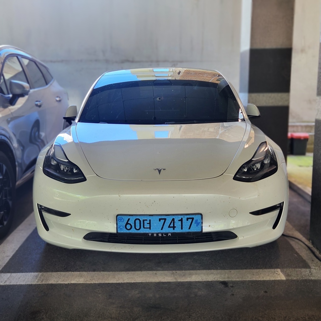 2022 Tesla MODEL 3 Long Range Re-Refresh — photograph 1 of 1
