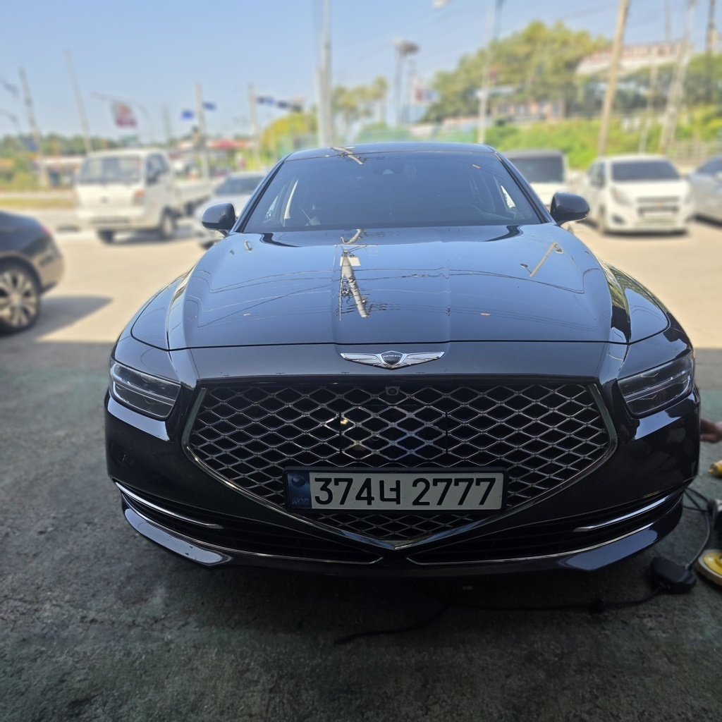 2019 Genesis G90 3.8 AWD Luxury — Korean import available from KcarDeals