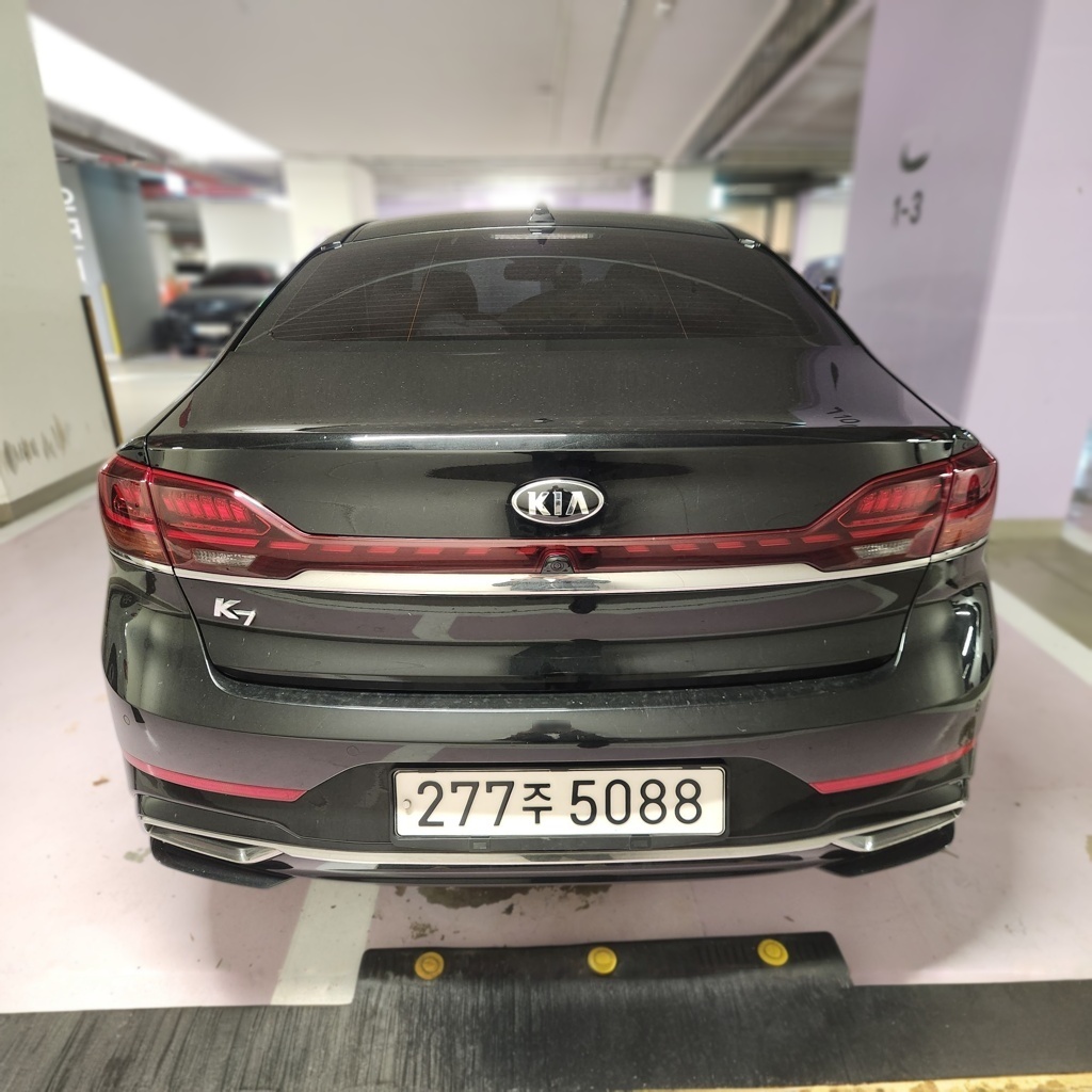 2020 Kia K7 PREMIER 2.5 GDI Noblesse — photograph 1 of 1