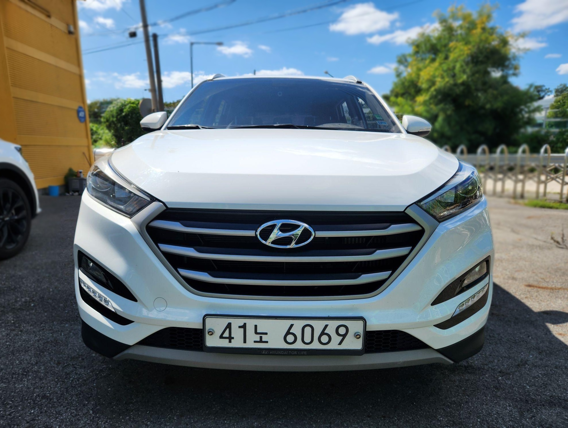 2018 Hyundai All New TUCSON DIESEL 2.0 2WD Modern — Korean import available from KcarDeals