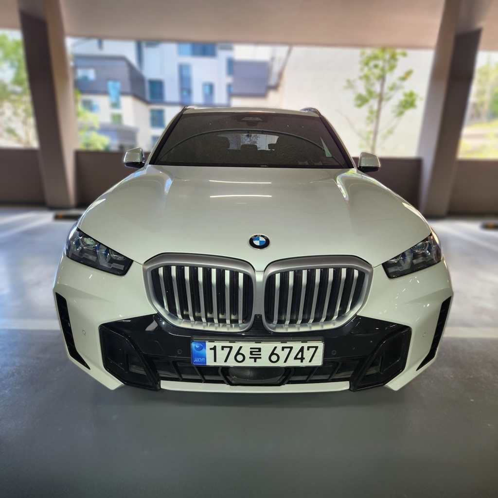 2024 BMW X5 (G05) xDrive 40i M SPORT — photograph 1 of 1