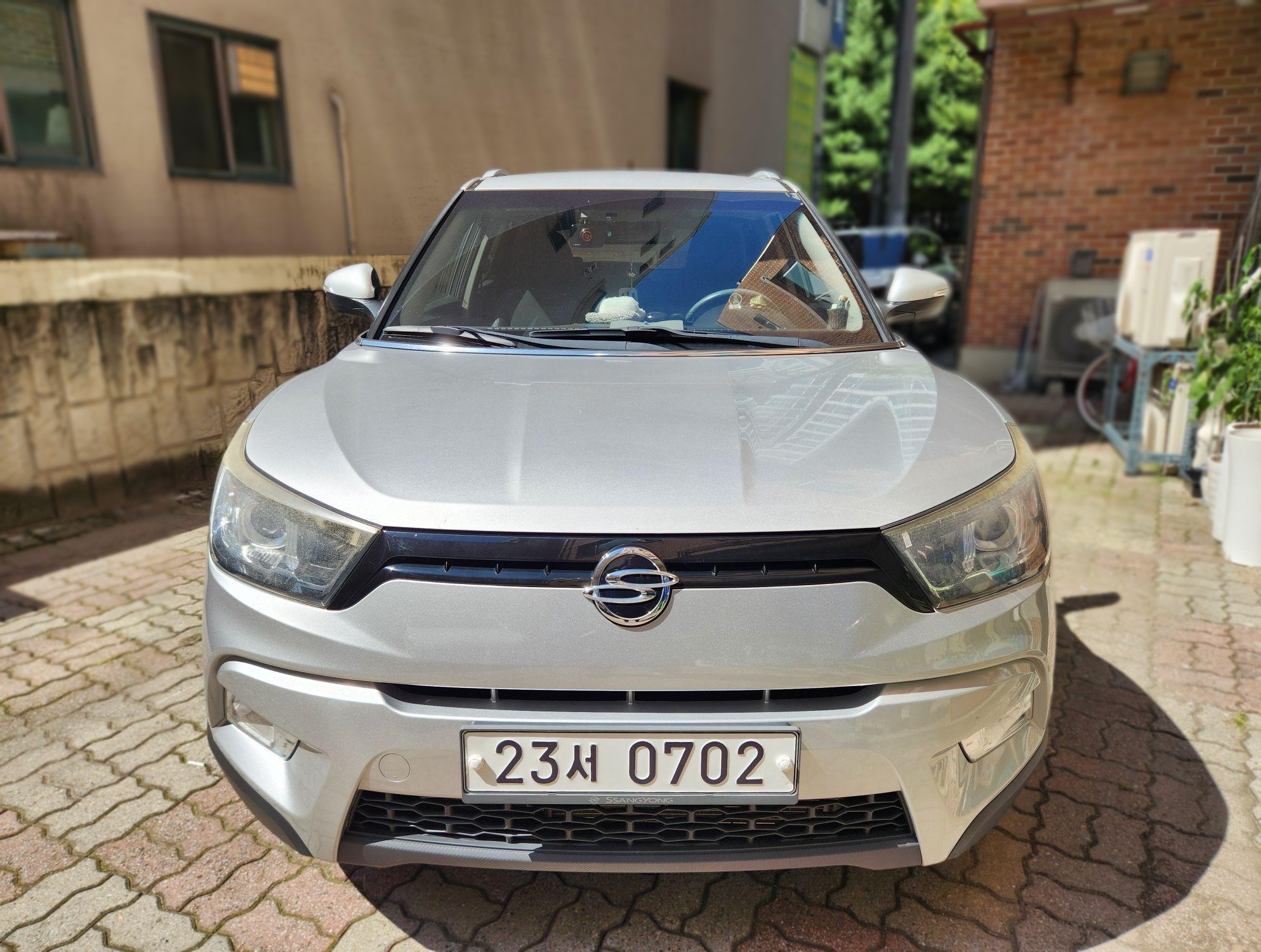 2016 SsangYong Tivoli Gasoline LX 2WD PREMIUM MODEL — Korean import available from KcarDeals
