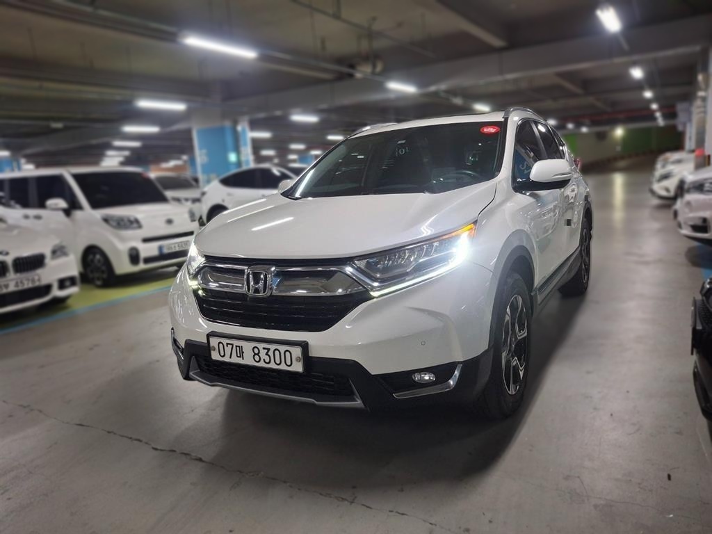 2017 Honda CR-V 5 Generation 1.5 Touring 4WD — Korean import available from KcarDeals