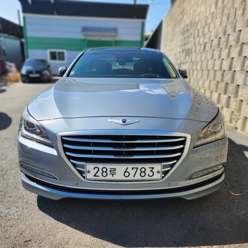 2014 Genesis DH G330 Premium AWD — Korean import available from KcarDeals