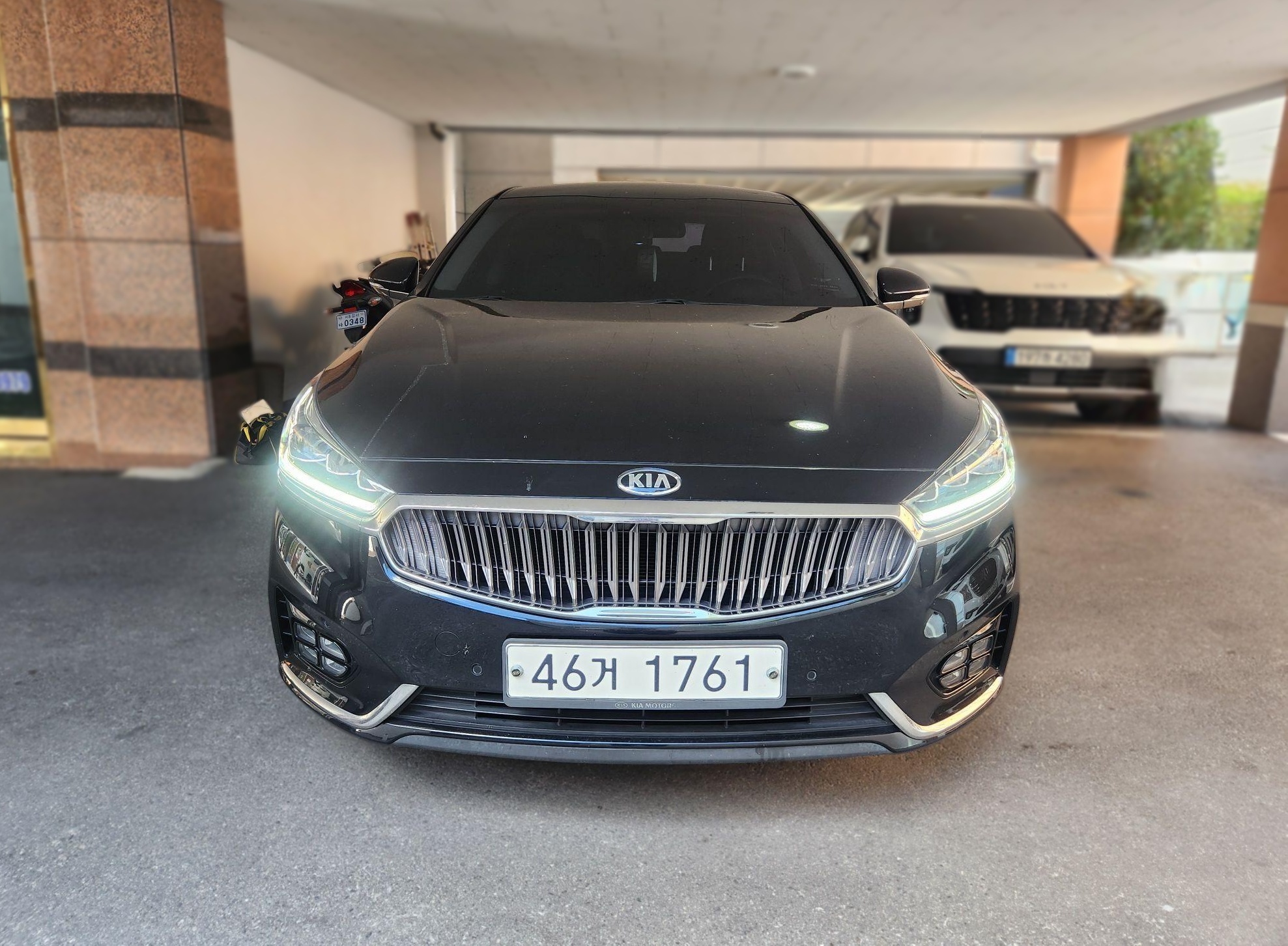 2017 Kia All New K7 2.4 GDI LIMITED — Korean import available from KcarDeals