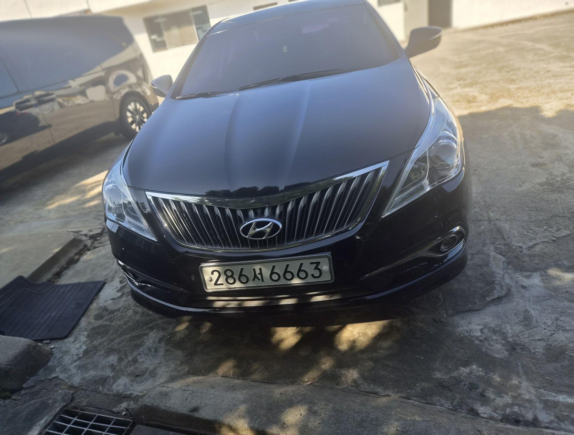 2017 Hyundai GRANDEUR HG LPG HG300 Modern — Korean import available from KcarDeals