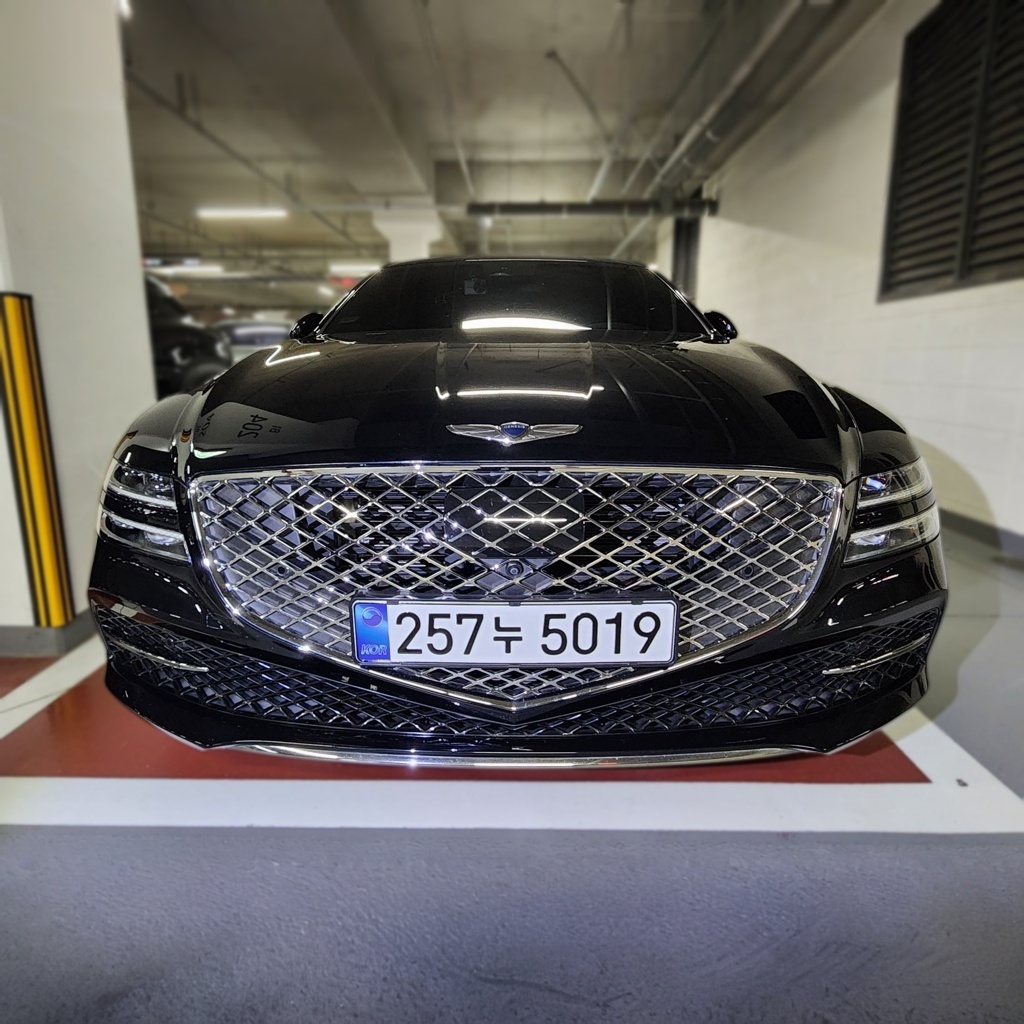 2021 Genesis The All New G80 2.5T Gasoline AWD — photograph 1 of 1