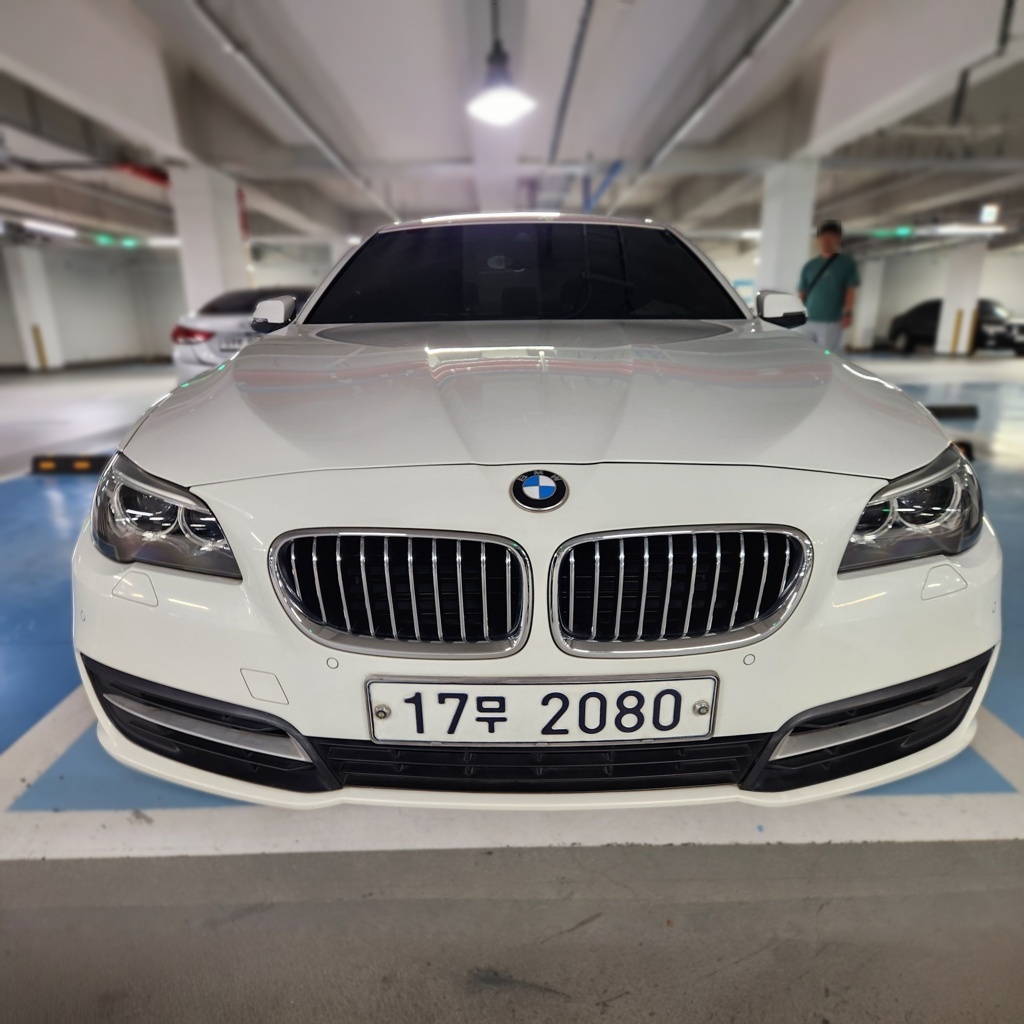 2015 BMW 5 SERIES (F10) 520d — Korean import available from KcarDeals