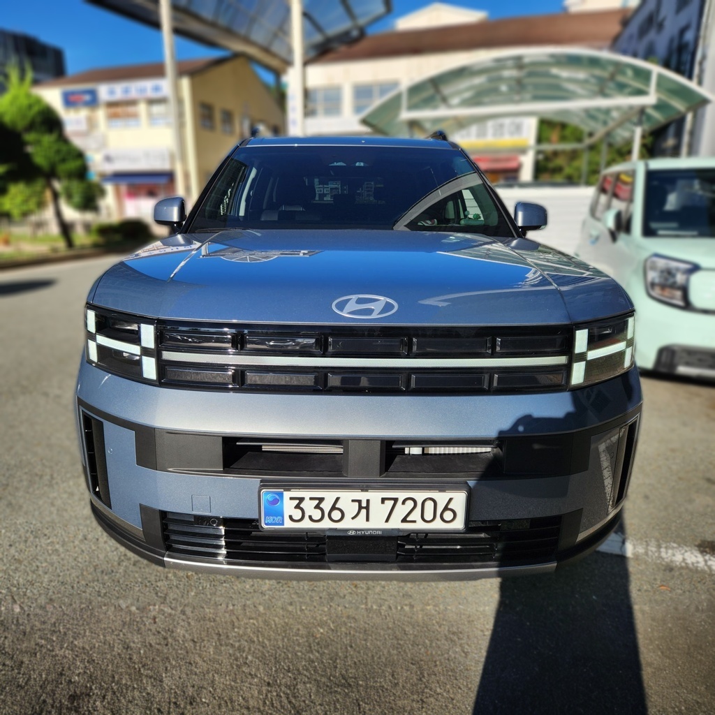 2025 Hyundai The All New SANTA FE (MX5) Gasoline 2.5T 2WD Prestige — photograph 1 of 1