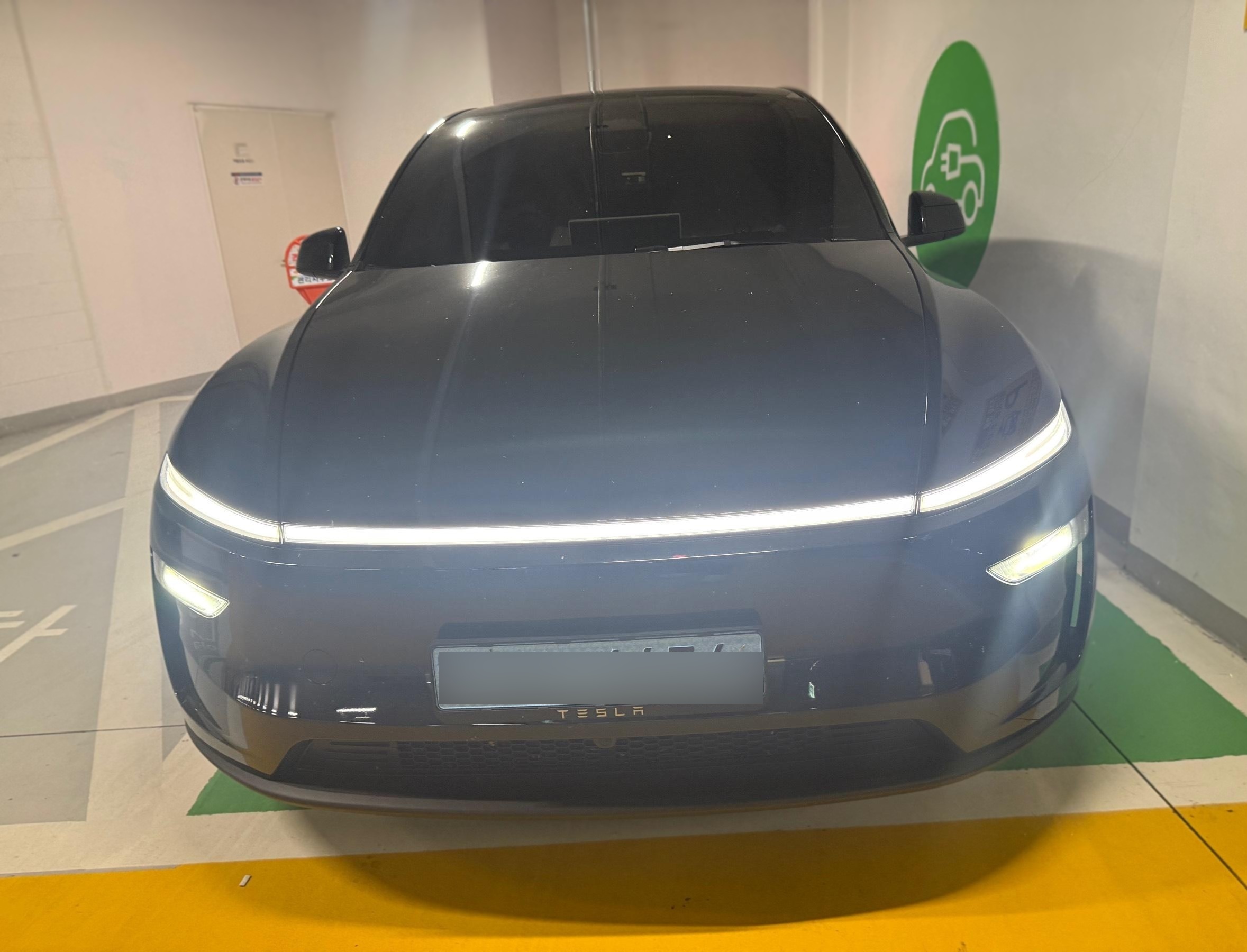 2026 Tesla Model Y Juniper L Long Range AWD
