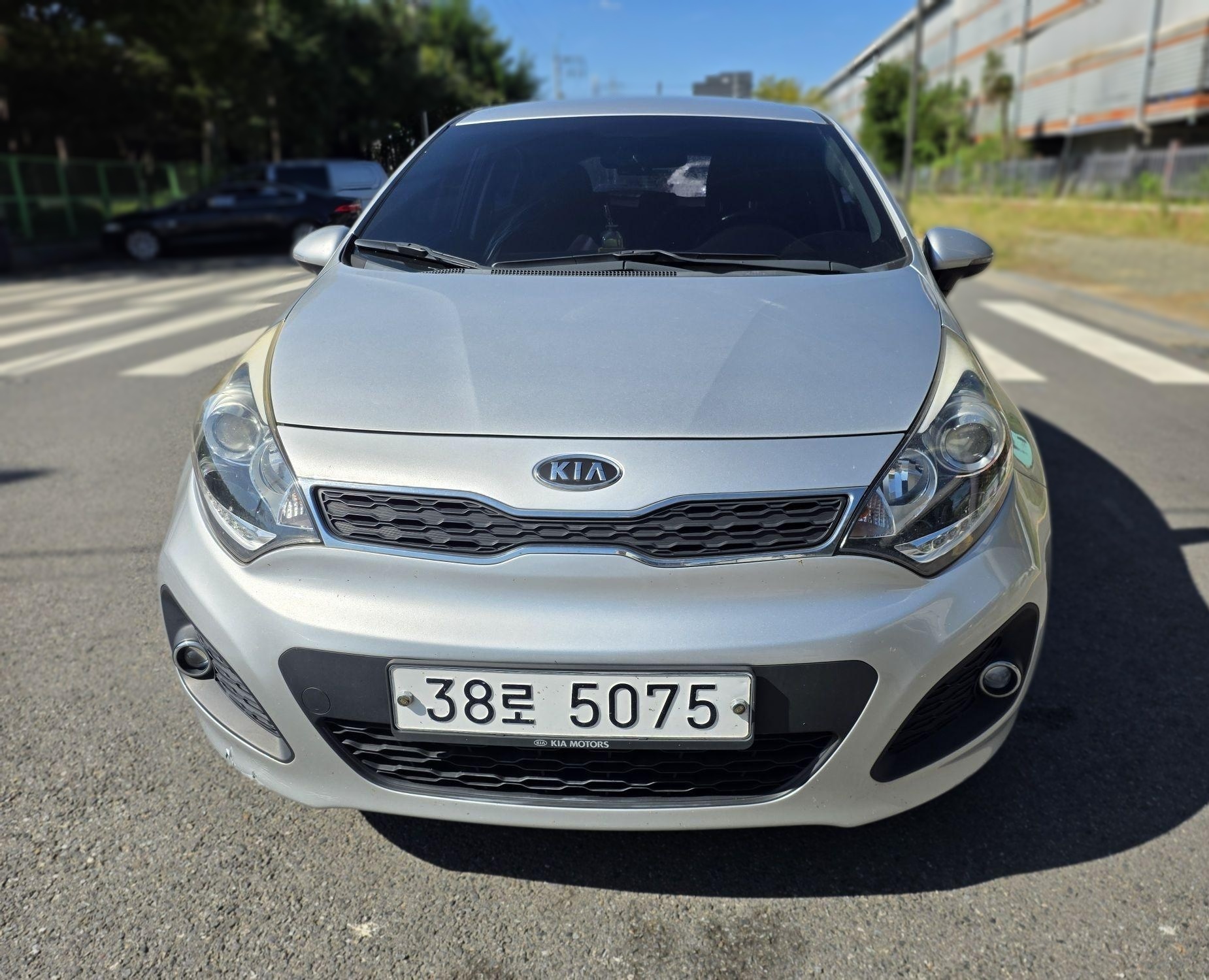 2012 All New Pride 1.6 GDI Hatchback Prestige