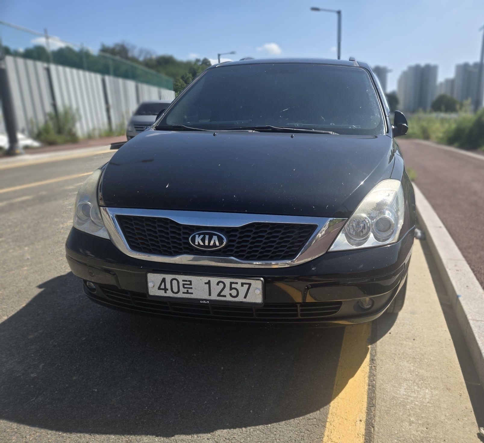 2013 Kia CARNIVAL R Diesel New Carnival Limousine GLX LUXURY MODEL