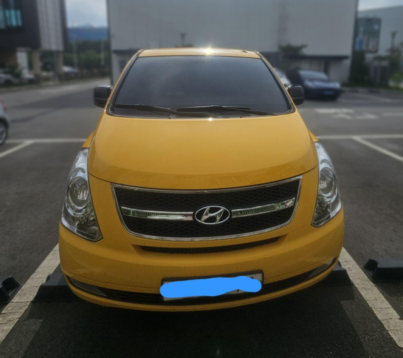 2015 Hyundai Grand Starex 4WD 11-seater Wagon CVX PREMIUM