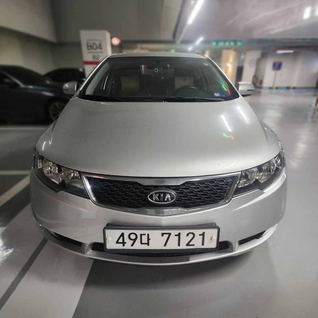 2013 Kia Forte 1.6 GDI Luxury BASE MODEL