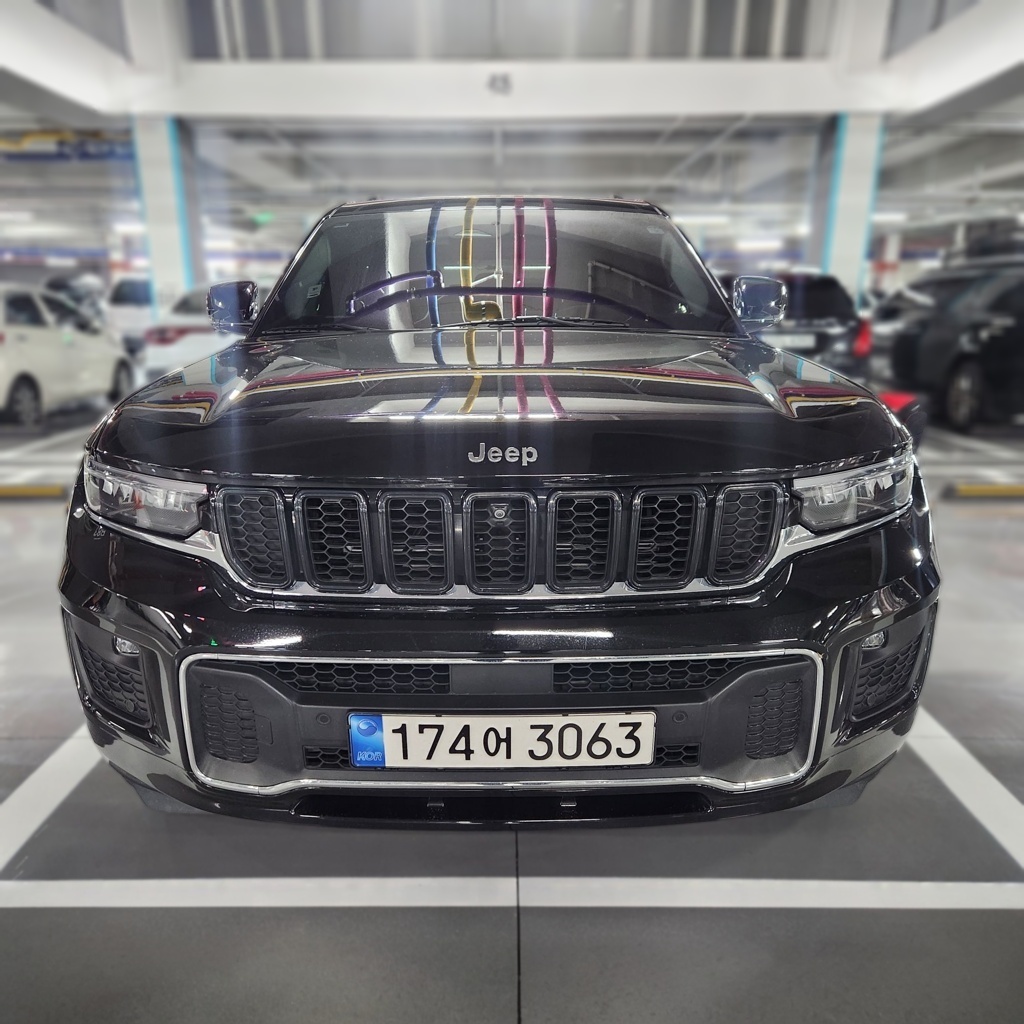 2021 Jeep Grand CHEROKEE (WL) L 3.6 OVERLAND WL — photograph 1 of 1