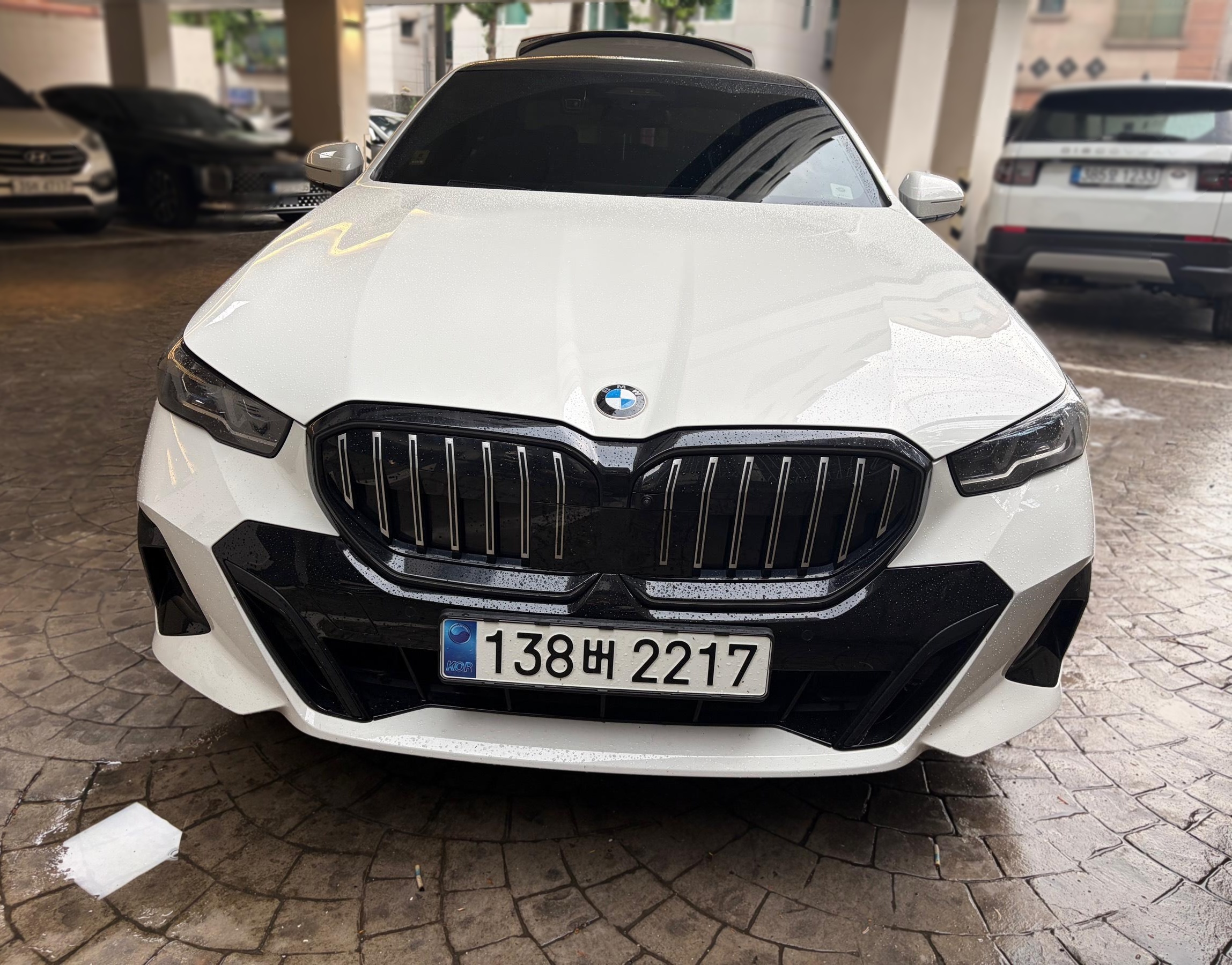 2024 BMW 5 SERIES (G60) 520i M SPORT