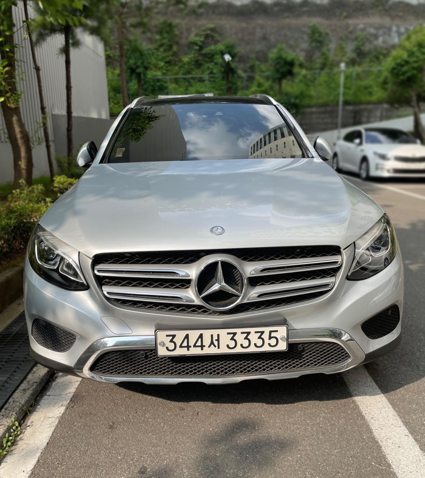 2016 Mercedes-Benz GLC220 d 4MATIC — Korean import available from KcarDeals