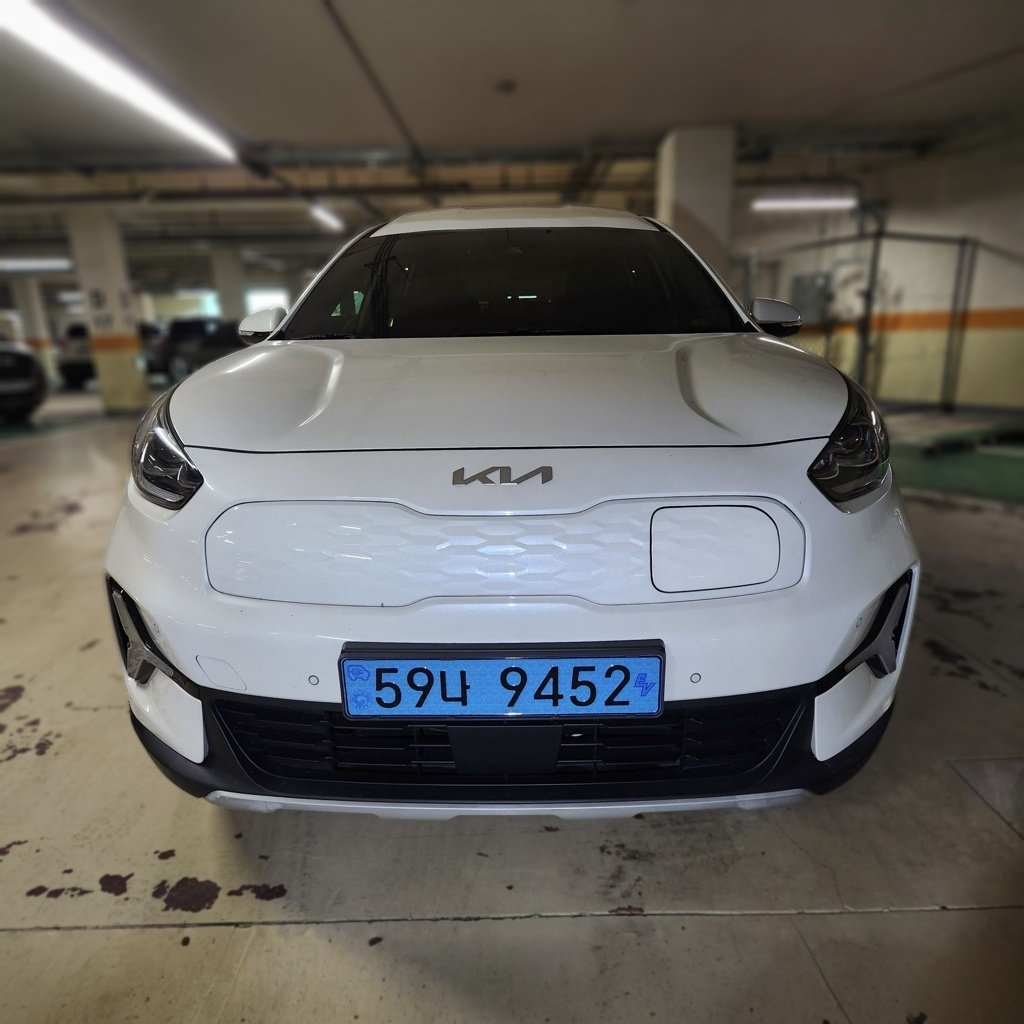 2023 Kia Niro Plus EARTH
