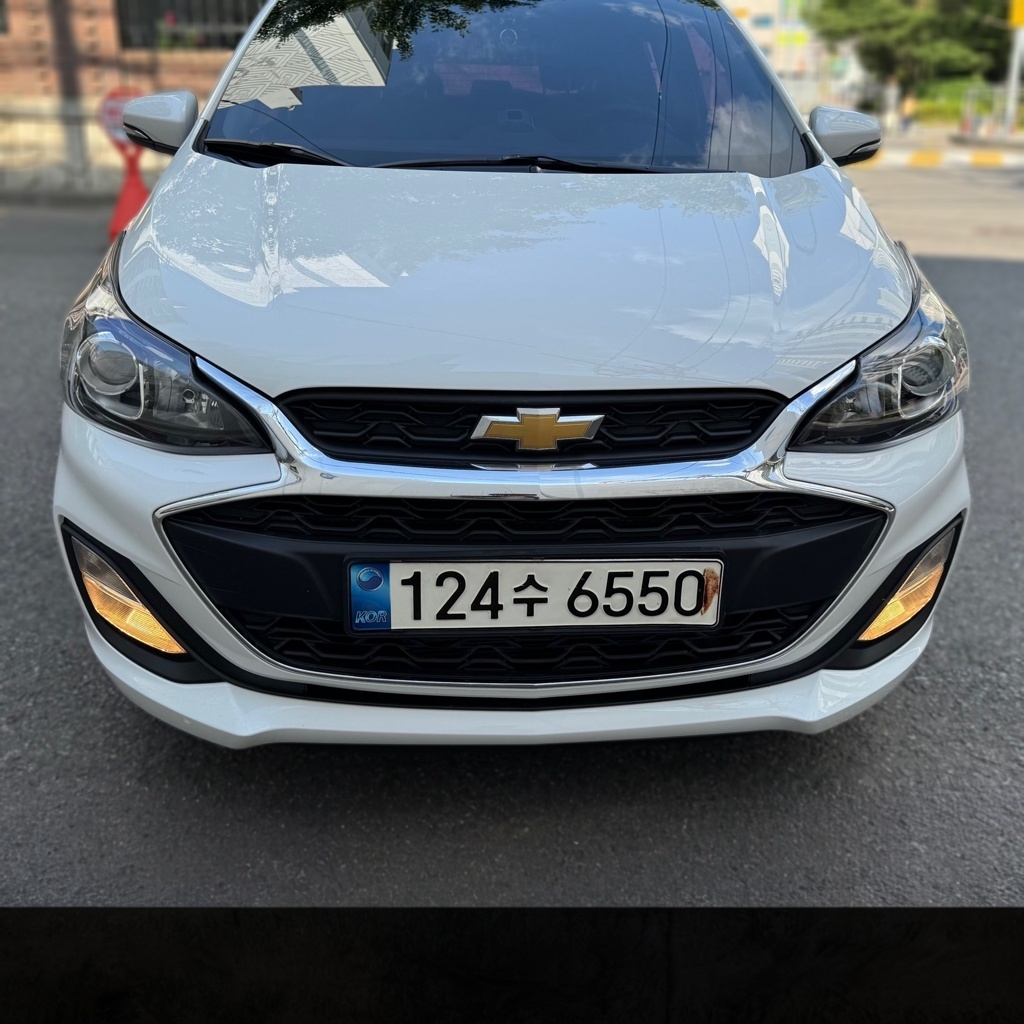 2021 Chevrolet The New SPARK LT — photograph 1 of 1