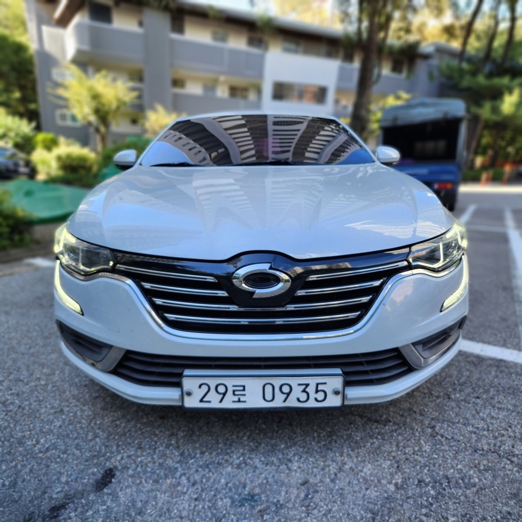 2016 Renault Korea (Samsung) SM6 2.0 GDe LE