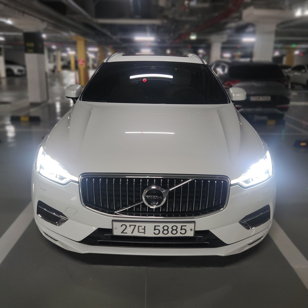2019 Volvo XC60 2 Generation D5 INSCRIPTION — Korean import available from KcarDeals