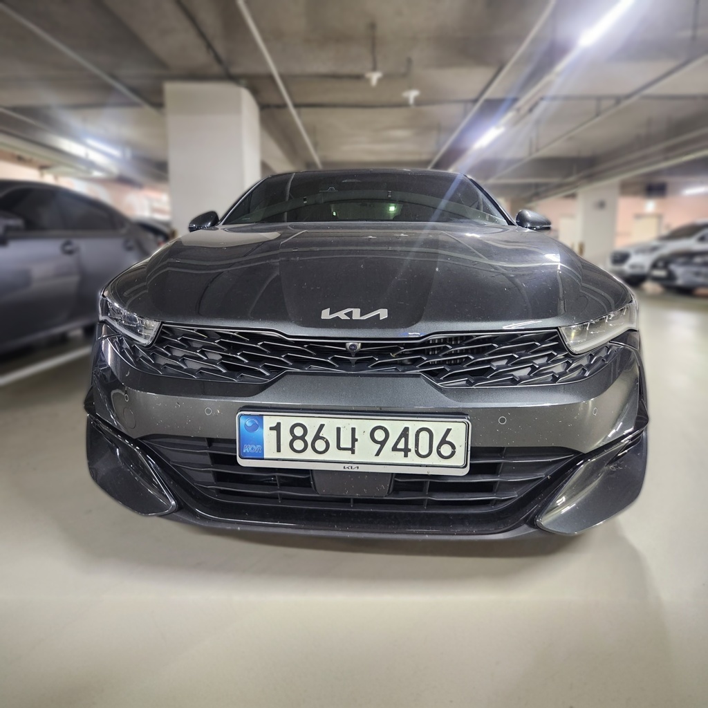 2023 Kia K5 3 Generation 1.6 TURBO Signature — photograph 1 of 1