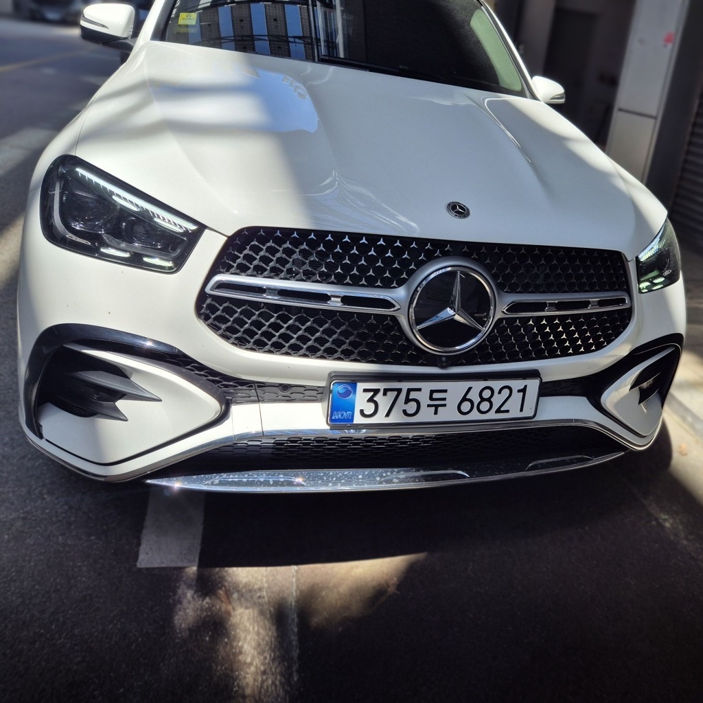 2025 Mercedes-Benz GLE450 4MATIC — photograph 1 of 1