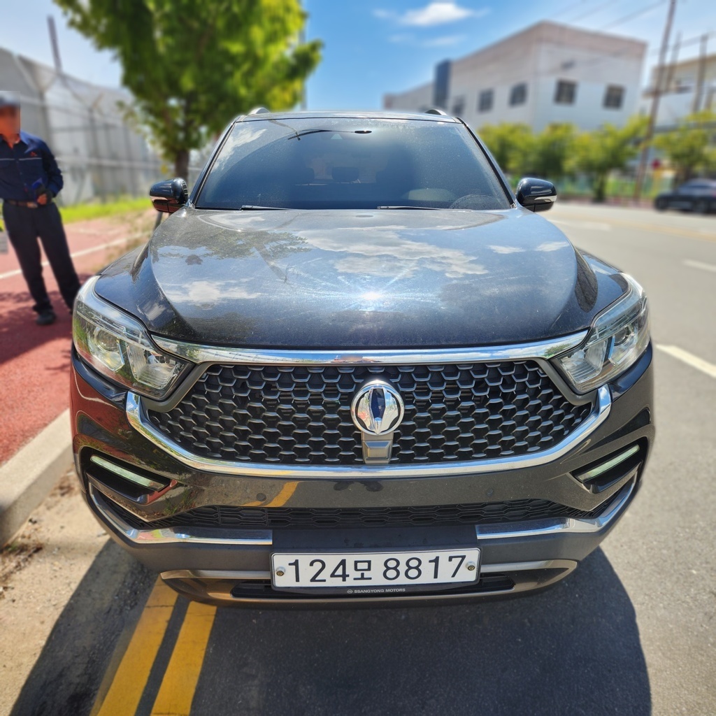 2020 SsangYong G4 REXTON DIESEL 2.2 4WD MAJESTY Special (7 Seater) — photograph 1 of 1