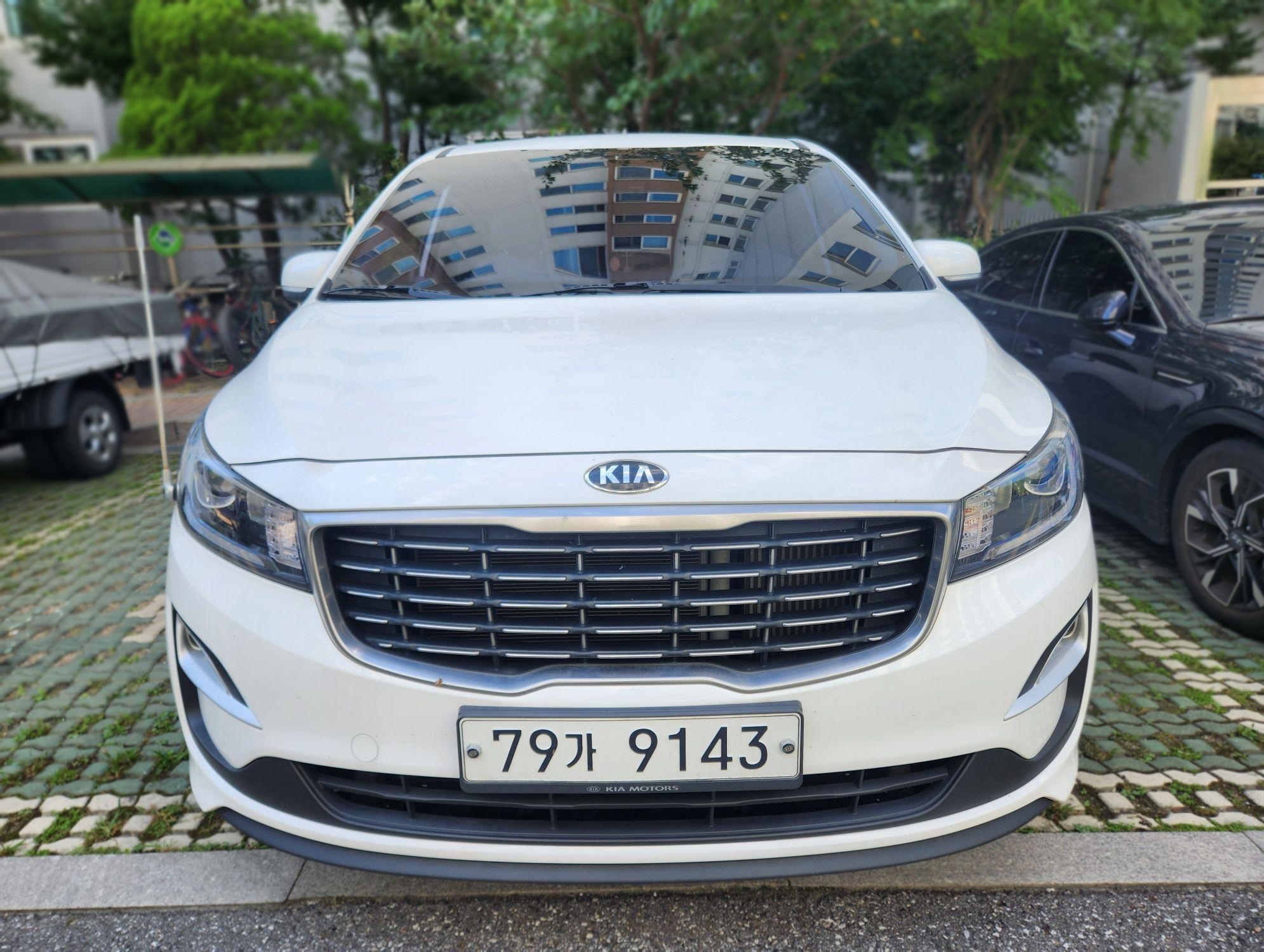 2019 Kia The New CARNIVAL Diesel 11-seater Deluxe