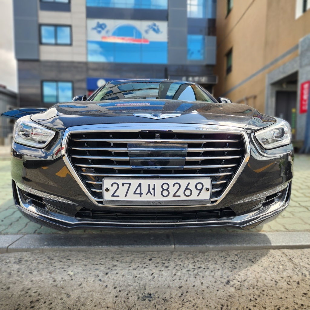 2018 Hyundai EQ900 3.3 T-GDI AWD Prestige — Korean import available from KcarDeals