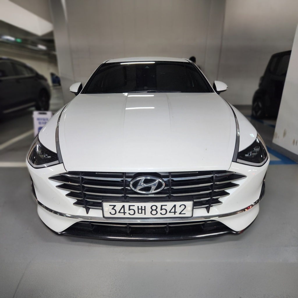 2020 Hyundai SONATA (DN8) 2.0 GASOLINE Premium Family — photograph 1 of 1