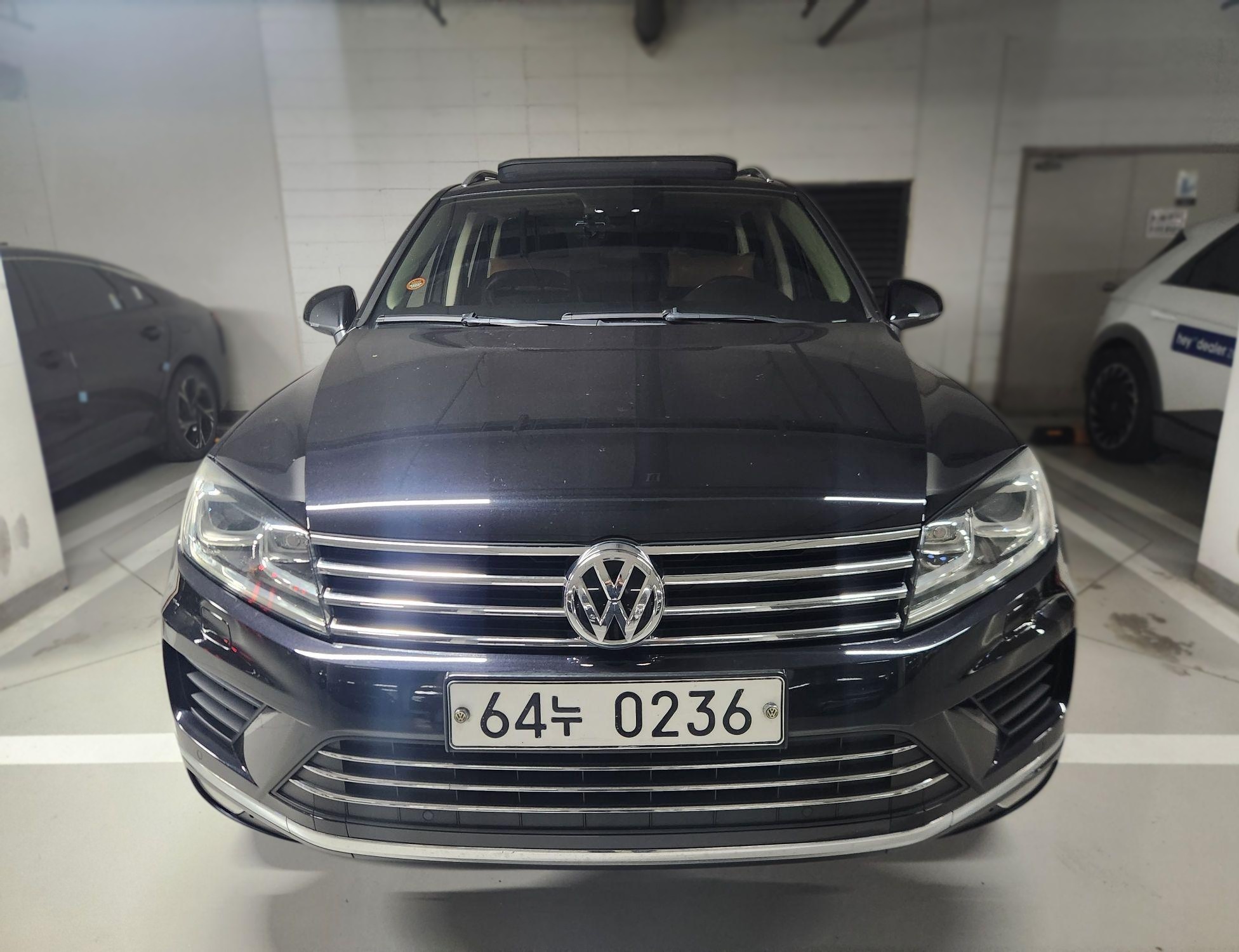 2016 Volkswagen New TOUAREG V6 3.0 TDI BlueMotion 7P5 — Korean import available from KcarDeals