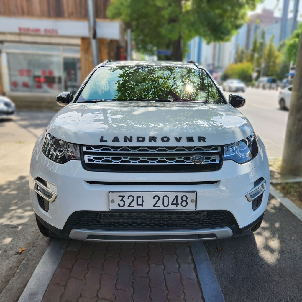 2017 Land Rover DISCOVERY SPORT 2.0 TD4 HSE LUXURY — Korean import available from KcarDeals