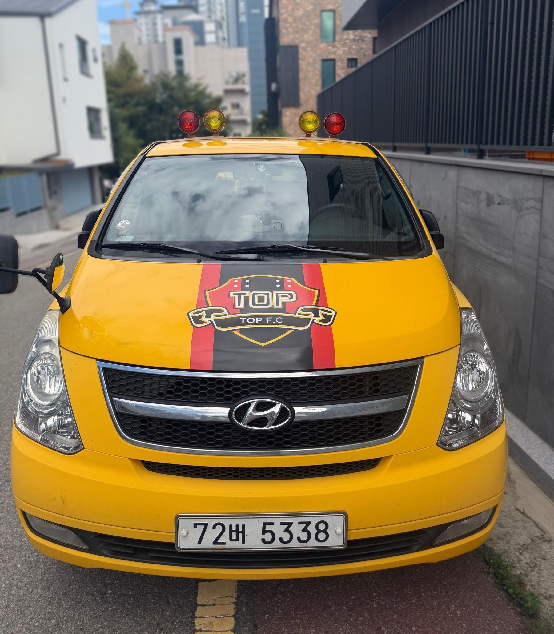 2015 Hyundai Grand Starex CHILD SAFETY VEHICLE — Korean import available from KcarDeals