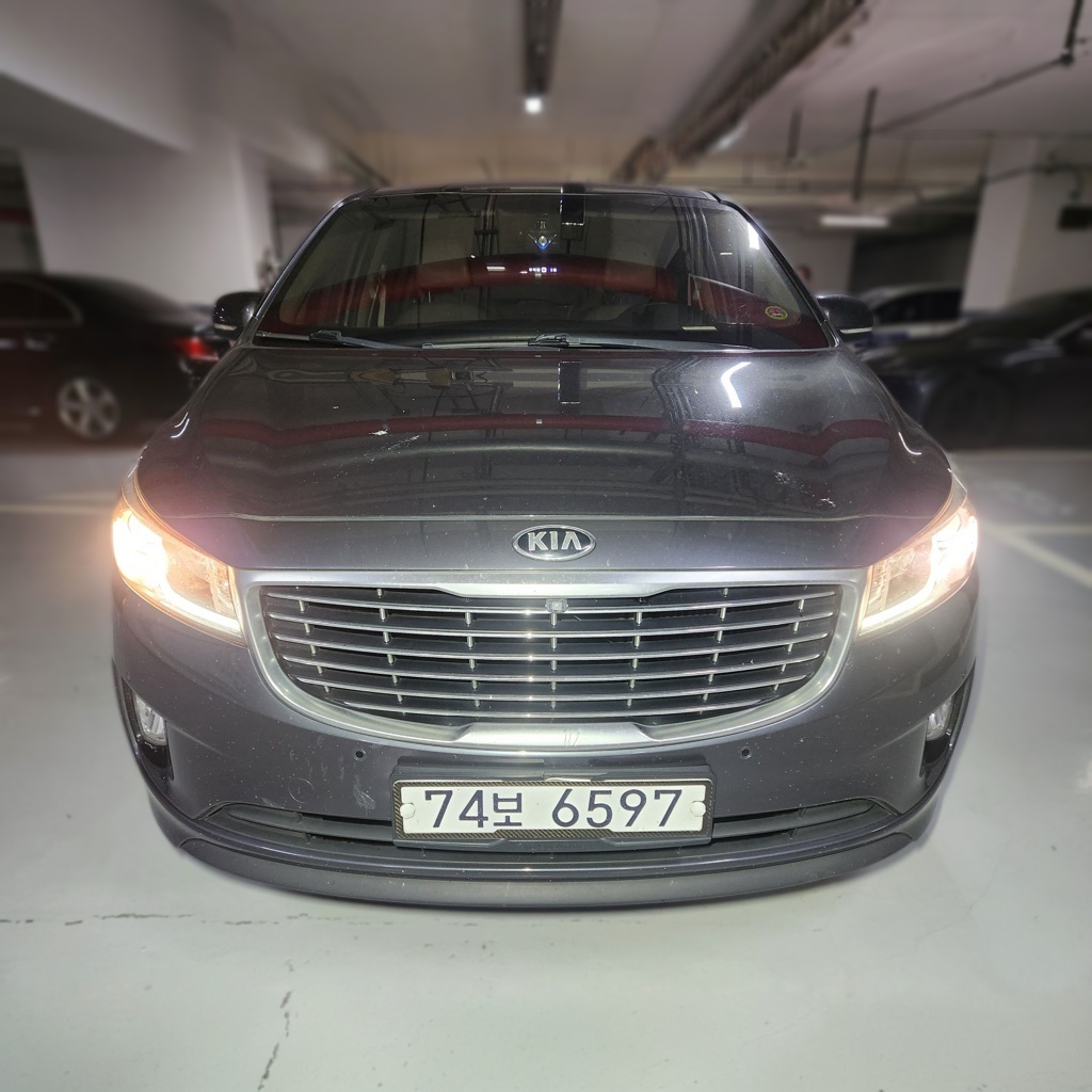 2016 Kia All New CARNIVAL Diesel 11-seater Prestige — Korean import available from KcarDeals
